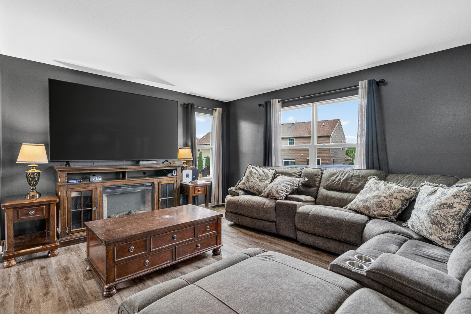 1902 Wildspring Parkway, Joliet, IL 60431