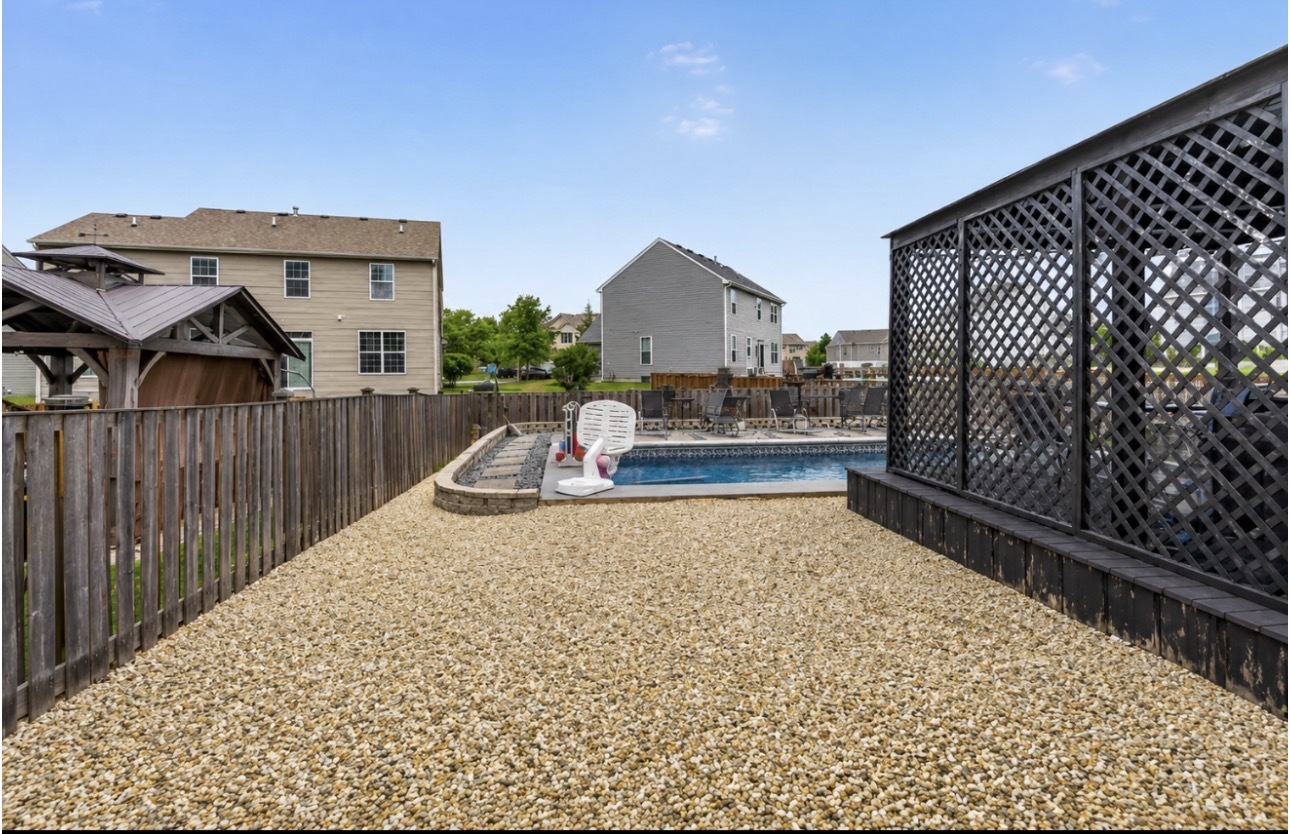 1902 Wildspring Parkway, Joliet, IL 60431