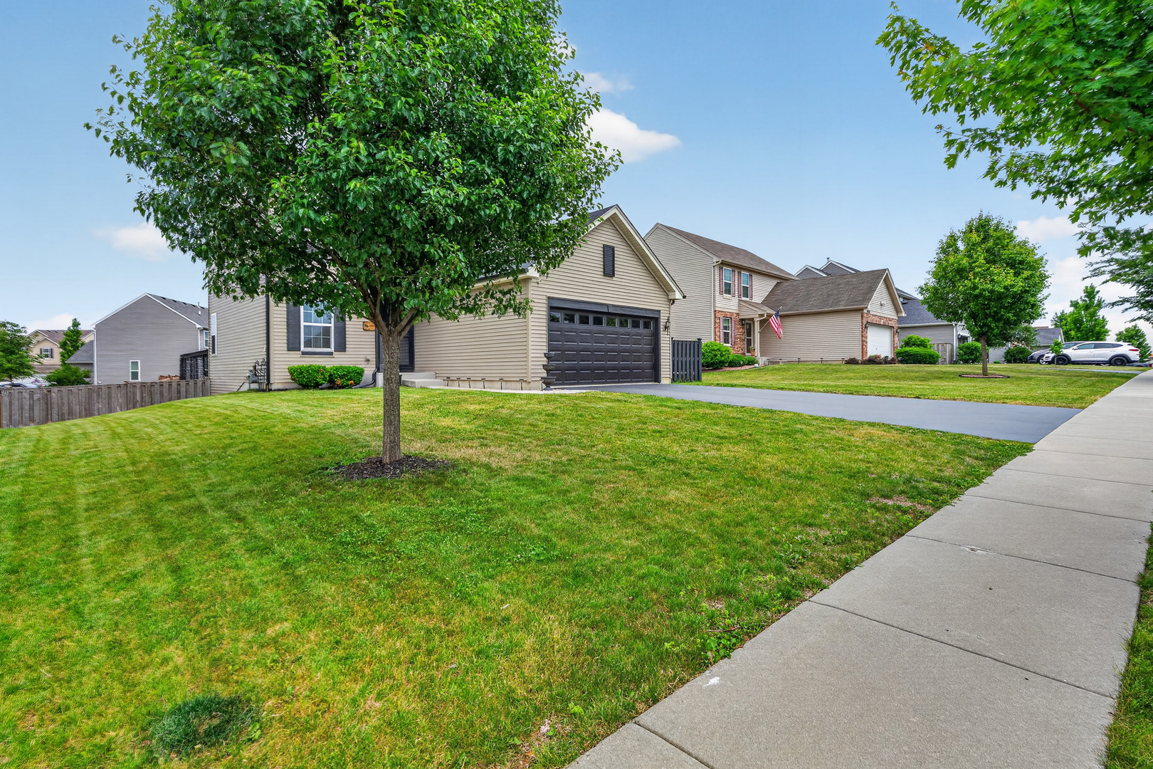 1902 Wildspring Parkway, Joliet, IL 60431