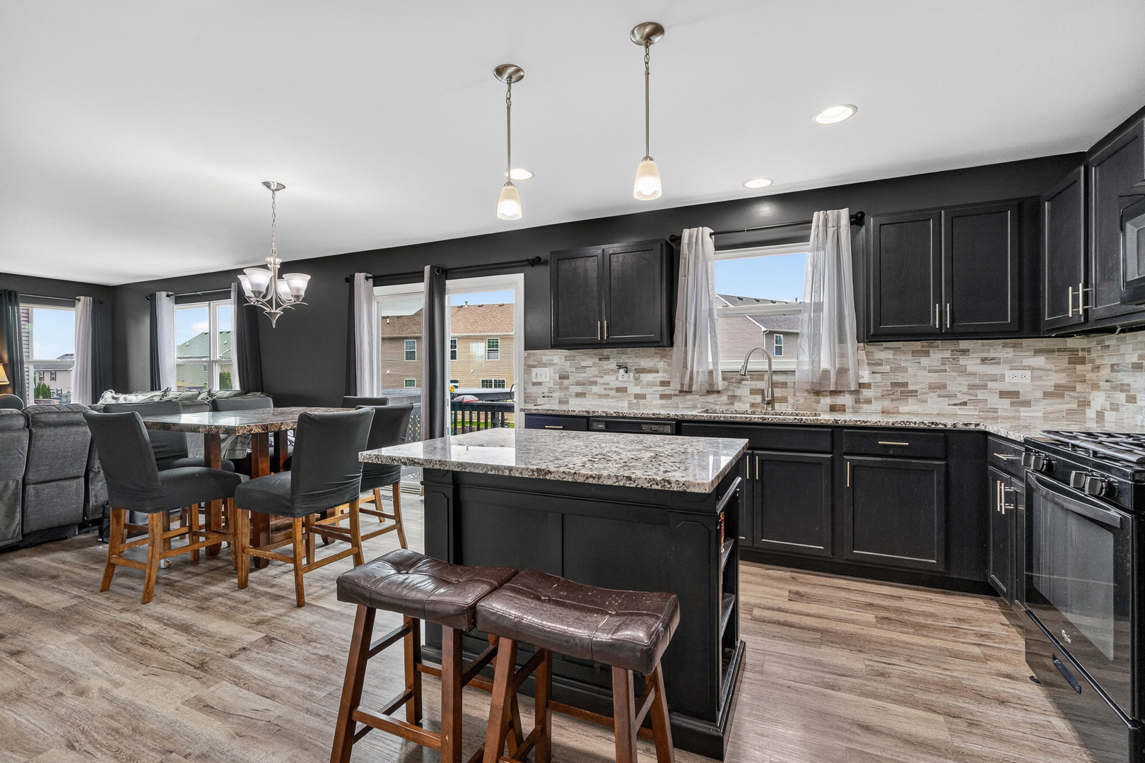 1902 Wildspring Parkway, Joliet, IL 60431