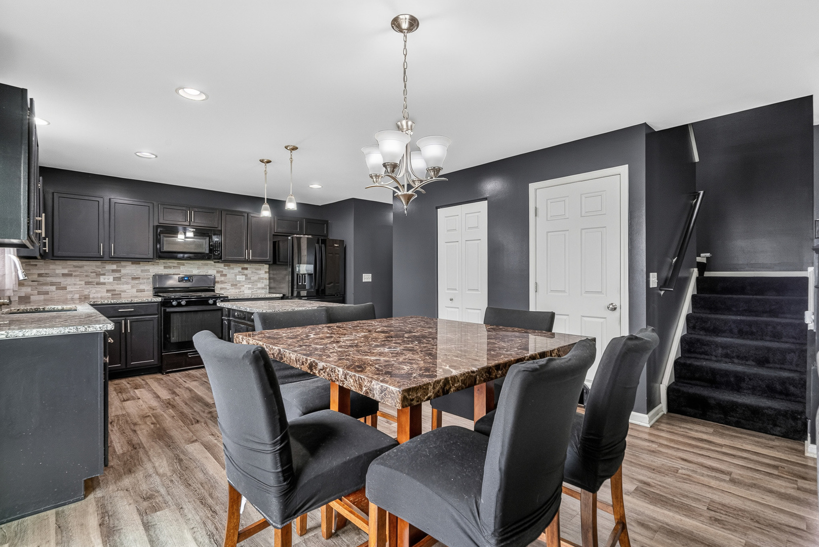 1902 Wildspring Parkway, Joliet, IL 60431