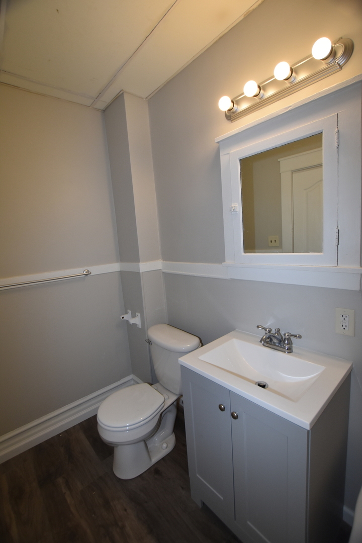 545 Hammond Avenue #3, Aurora, IL 60506