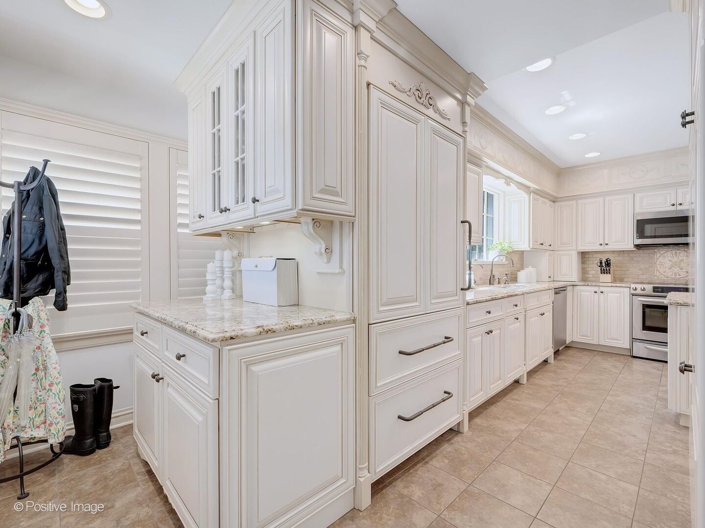 601 S Brainard Avenue, La Grange, IL 60525