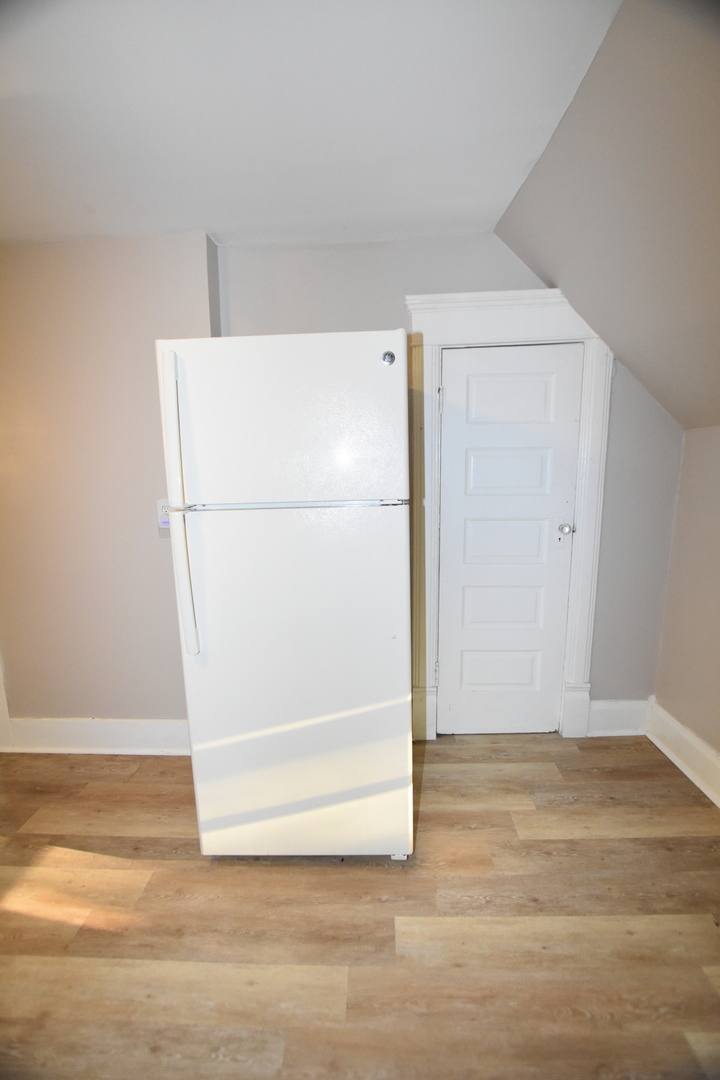 338 Marion Avenue #2, Aurora, IL 60505