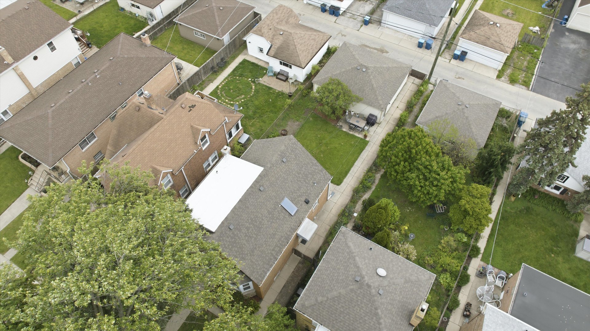 2537 Oak Street, Franklin Park, IL 60131