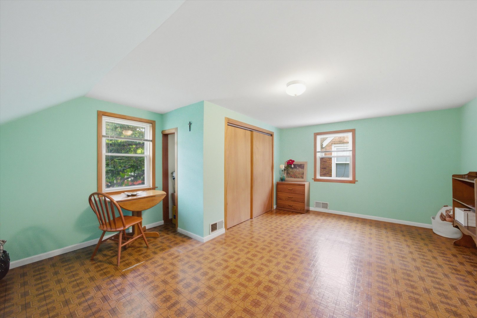 2537 Oak Street, Franklin Park, IL 60131