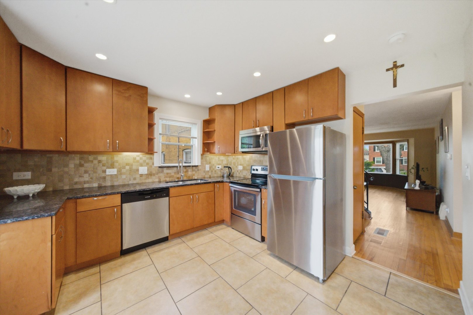 2537 Oak Street, Franklin Park, IL 60131