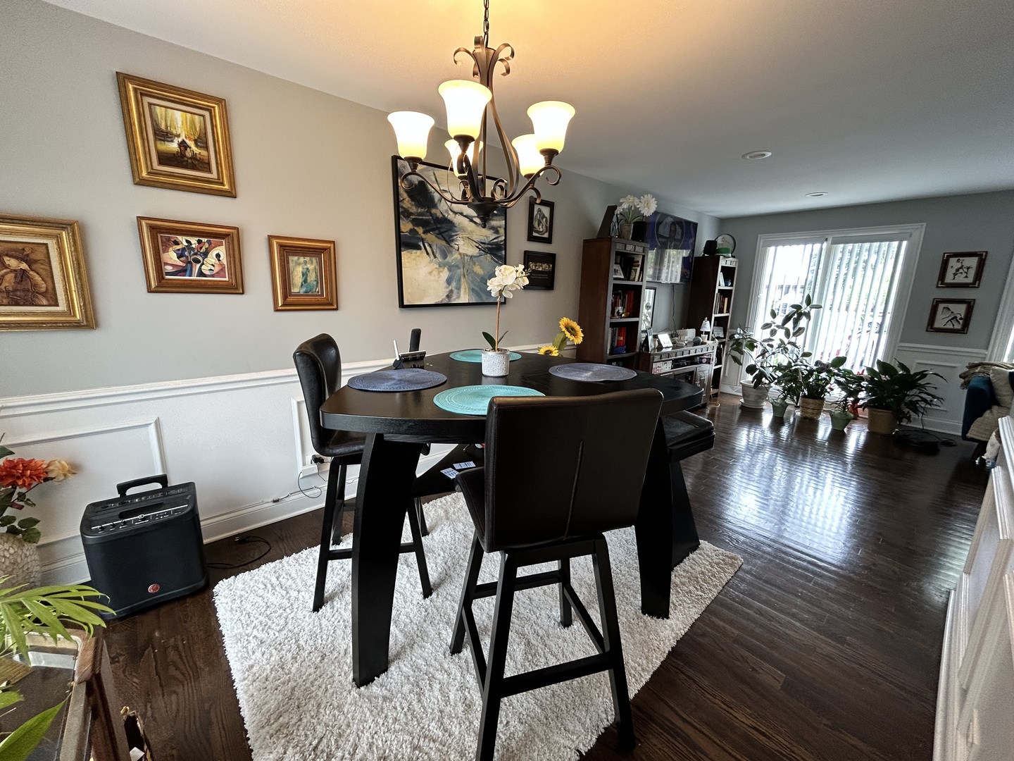 16625 Kenwood Avenue, South Holland, IL 60473