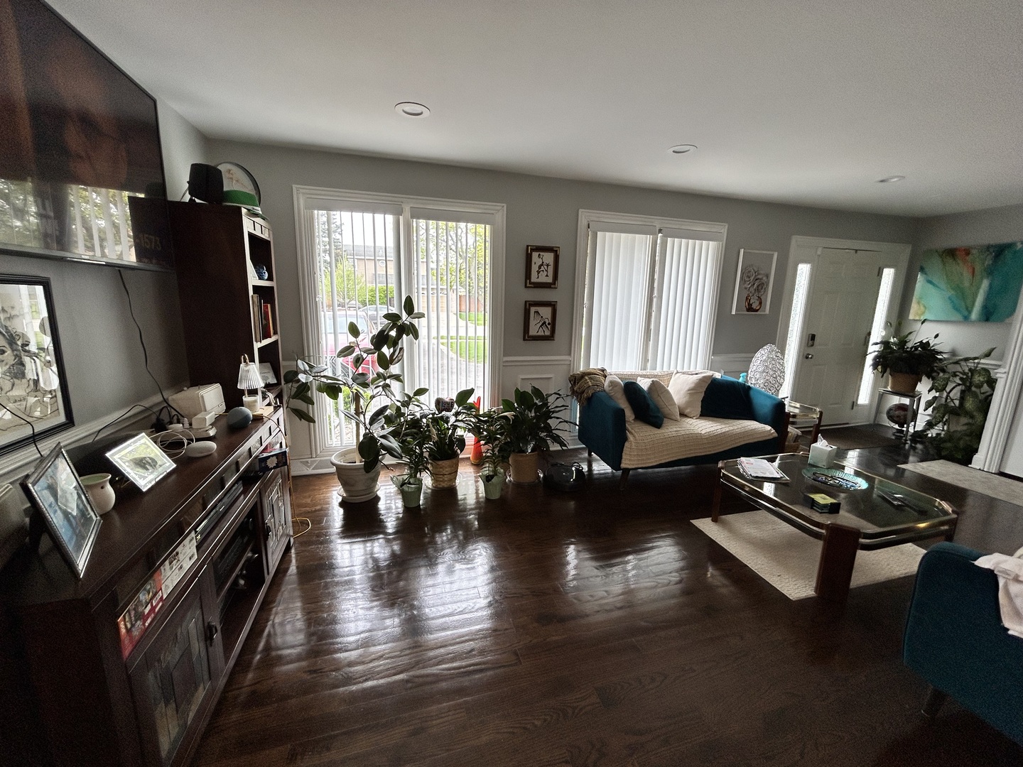 16625 Kenwood Avenue, South Holland, IL 60473