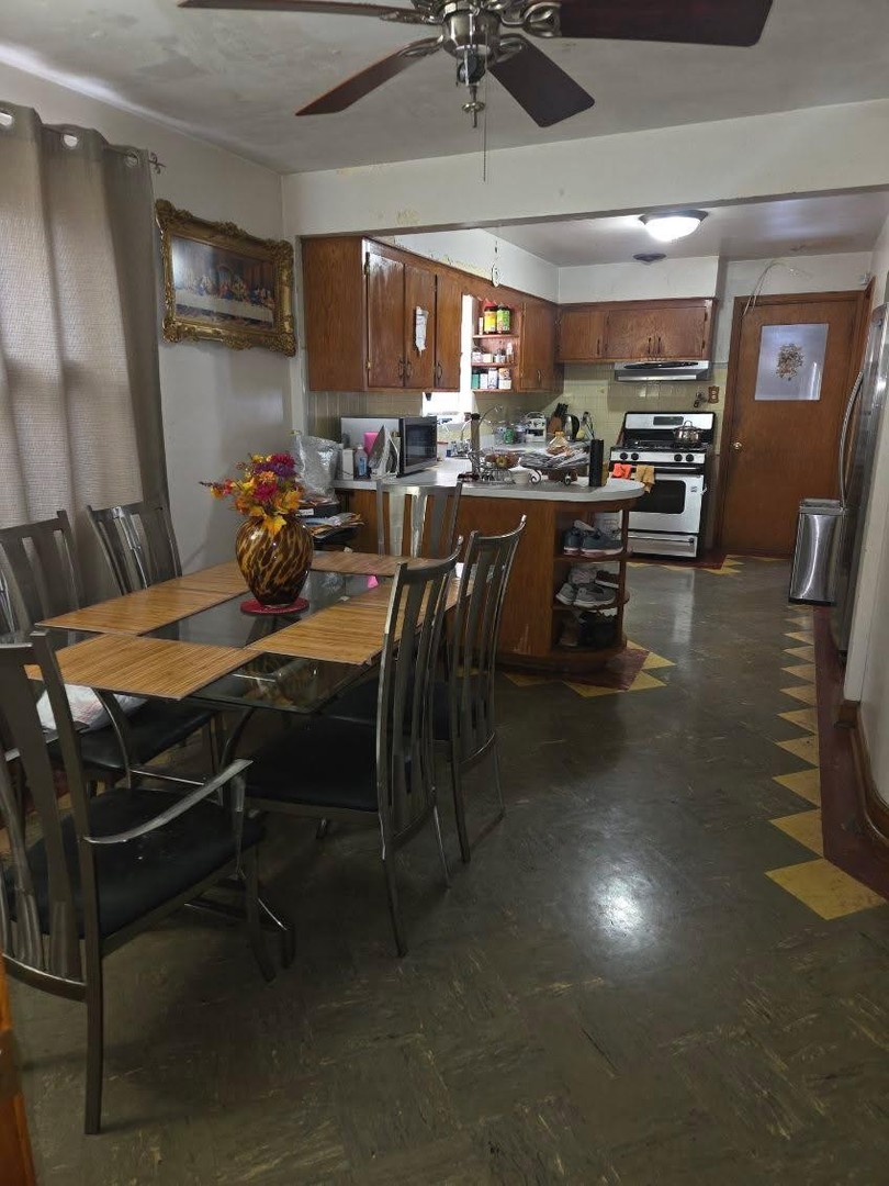 7252 S Francisco Avenue, Chicago, IL 60629