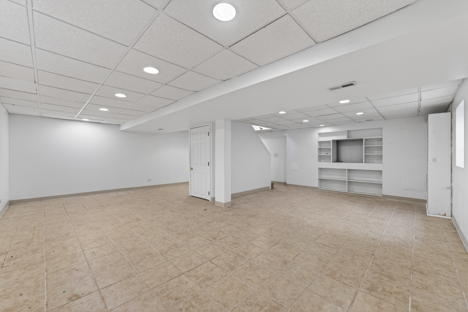 1868 Pastoral Lane, Hanover Park, IL 60133