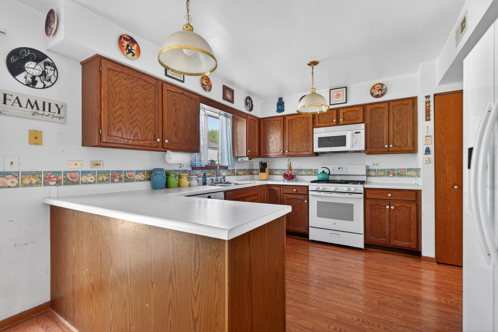 1868 Pastoral Lane, Hanover Park, IL 60133