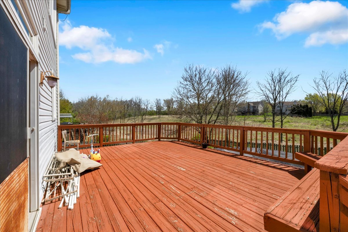 1421 Notting Hill Road, Algonquin, IL 60102