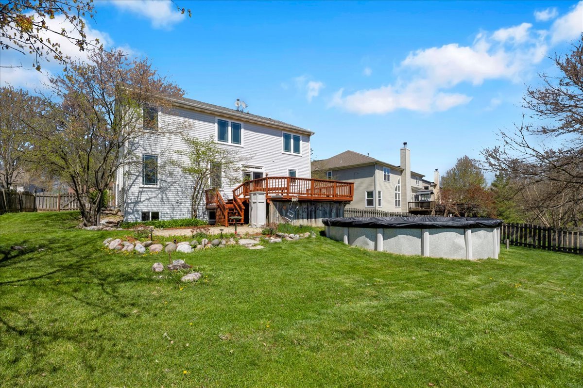 1421 Notting Hill Road, Algonquin, IL 60102