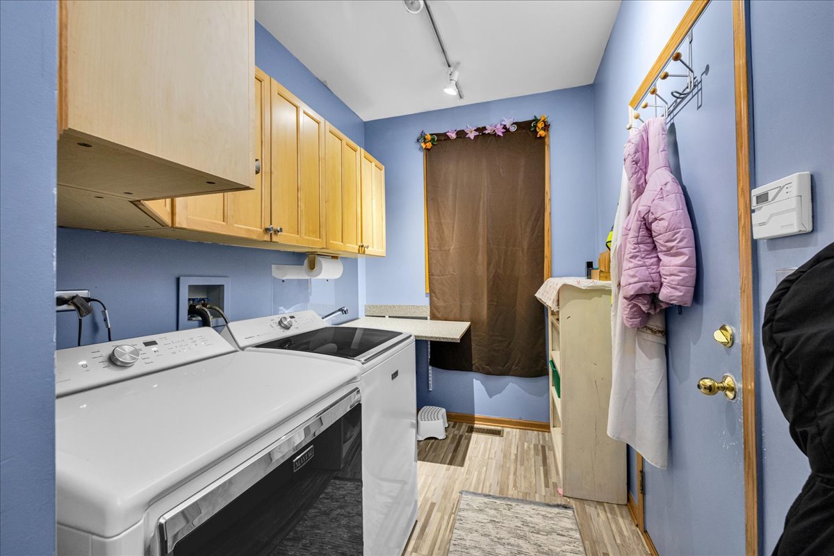 1421 Notting Hill Road, Algonquin, IL 60102