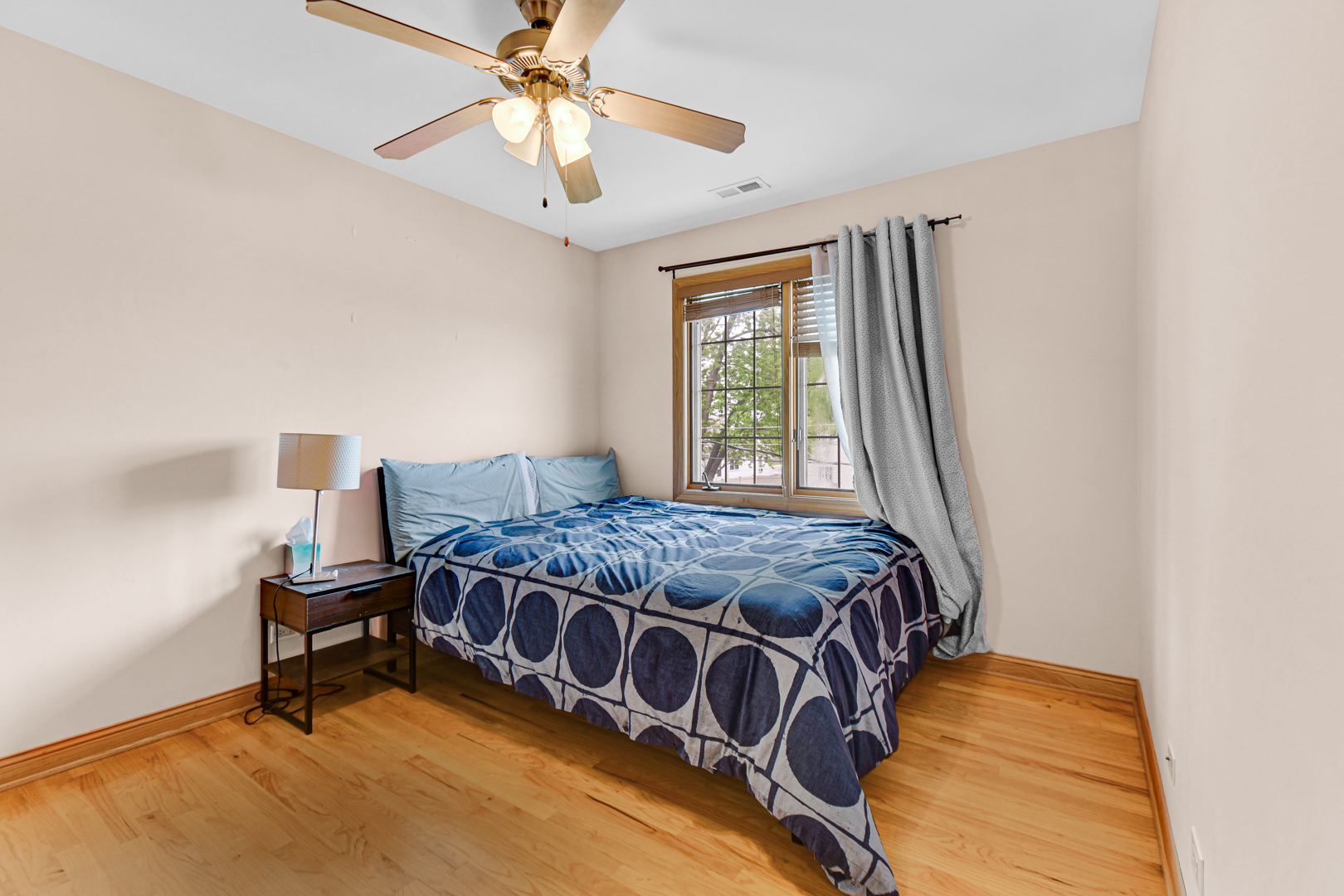 7920 S Lorel Avenue, Burbank, IL 60459