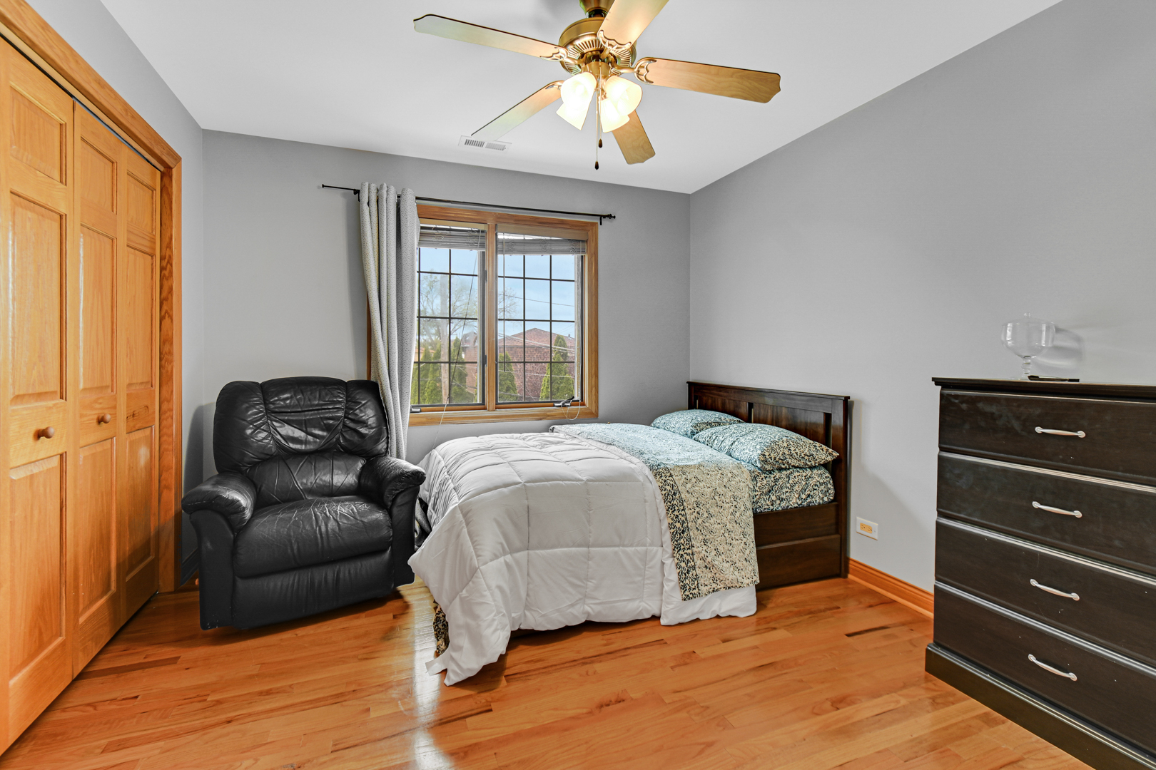 7920 S Lorel Avenue, Burbank, IL 60459