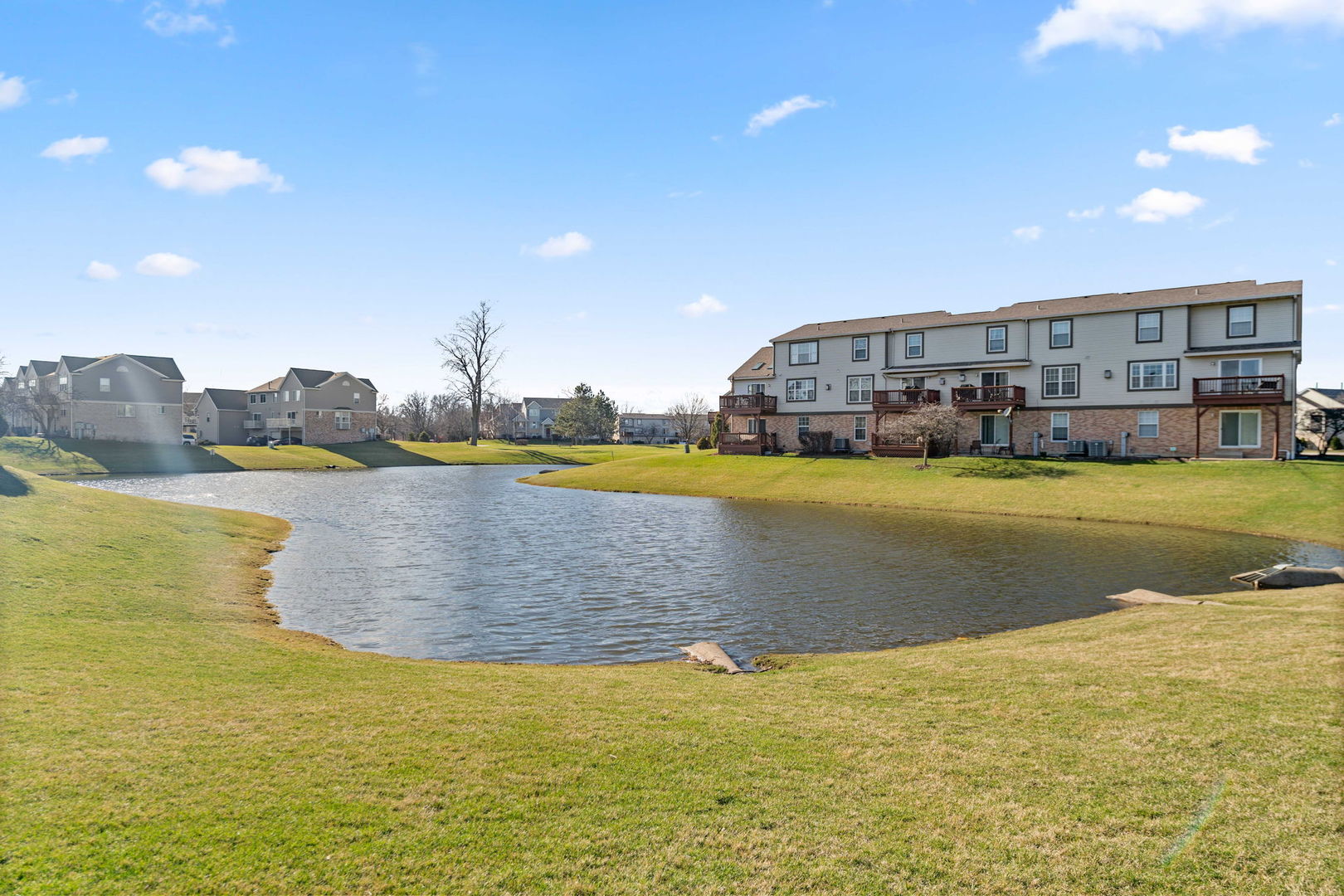 2713 Whitlock Drive, Darien, IL 60561