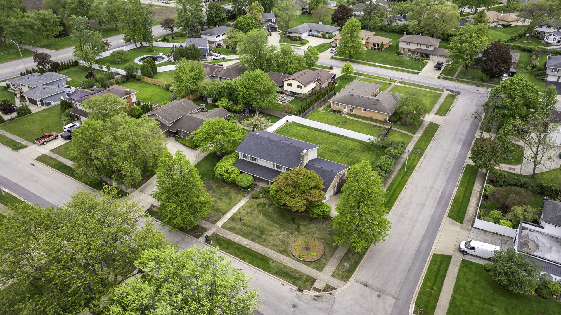 3212 Burr Oaks Drive, Joliet, IL 60431