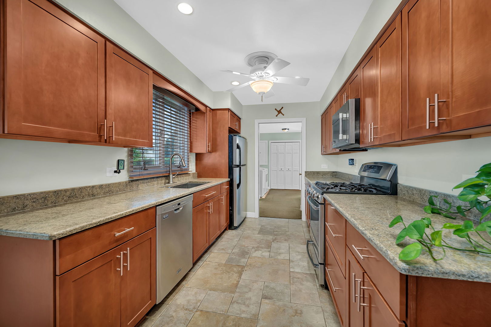 3212 Burr Oaks Drive, Joliet, IL 60431