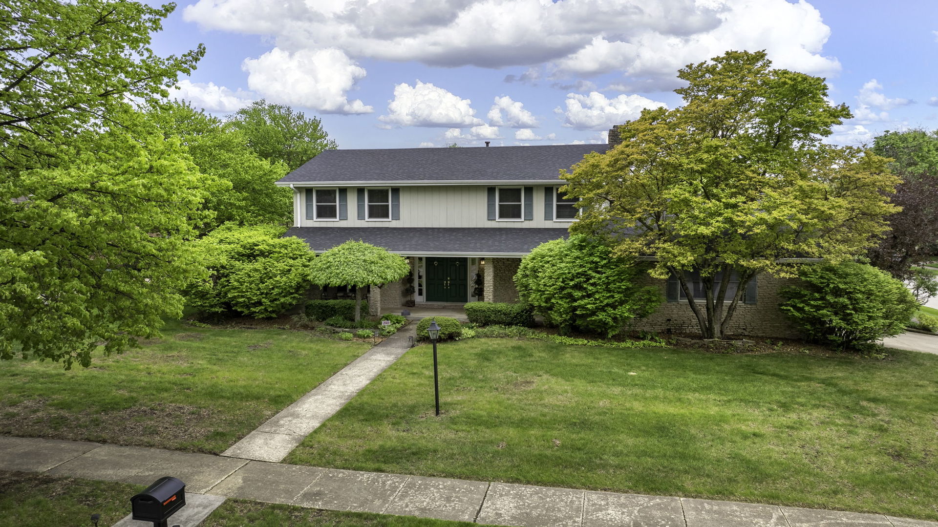 3212 Burr Oaks Drive, Joliet, IL 60431