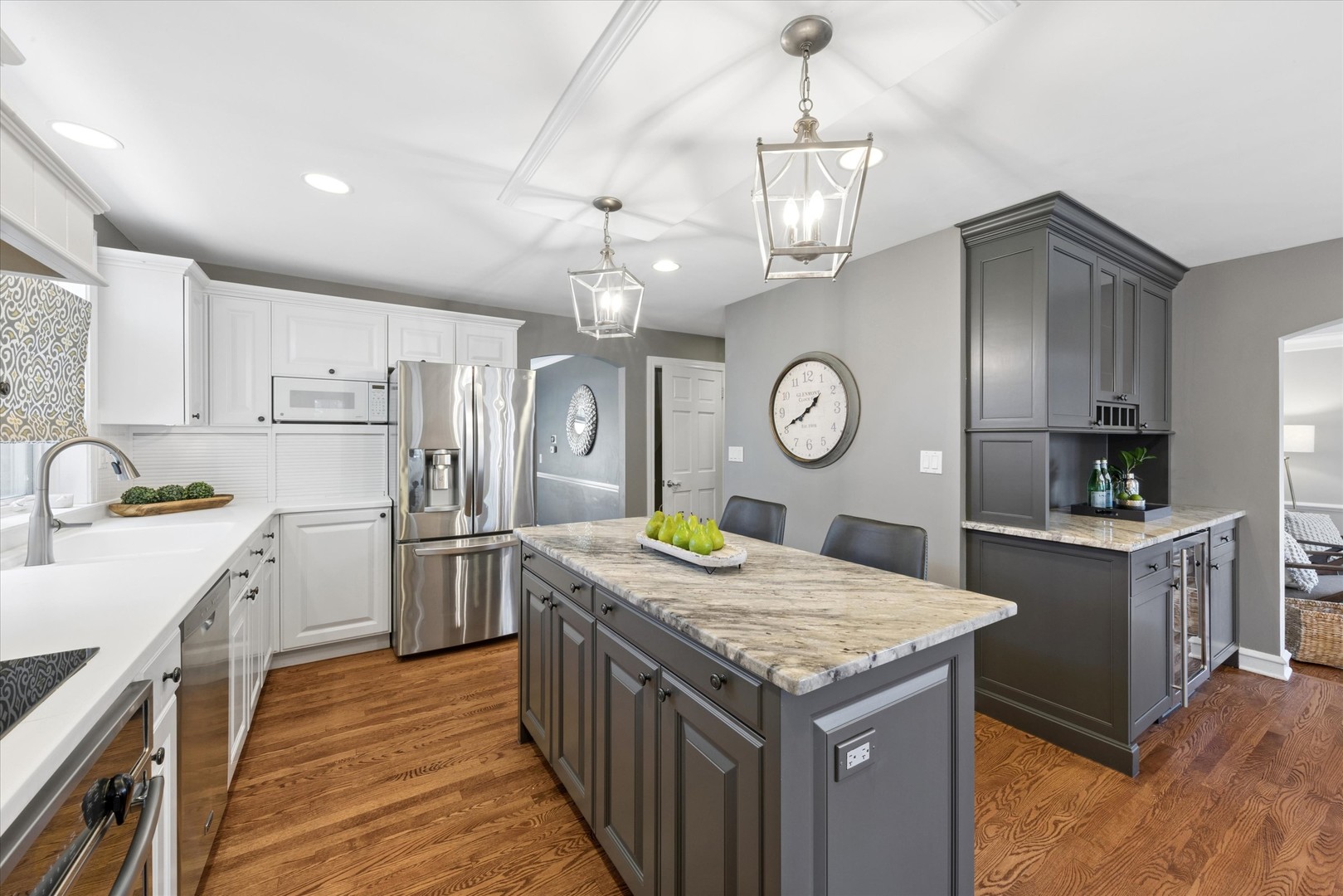 349 E Ridge Avenue, Elmhurst, IL 60126