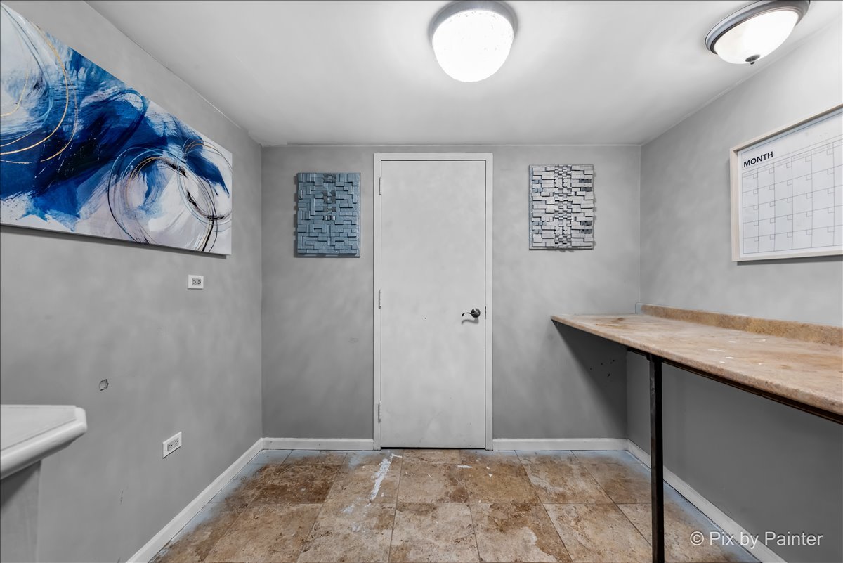 4909 Spencer Avenue #A, Lisle, IL 60532