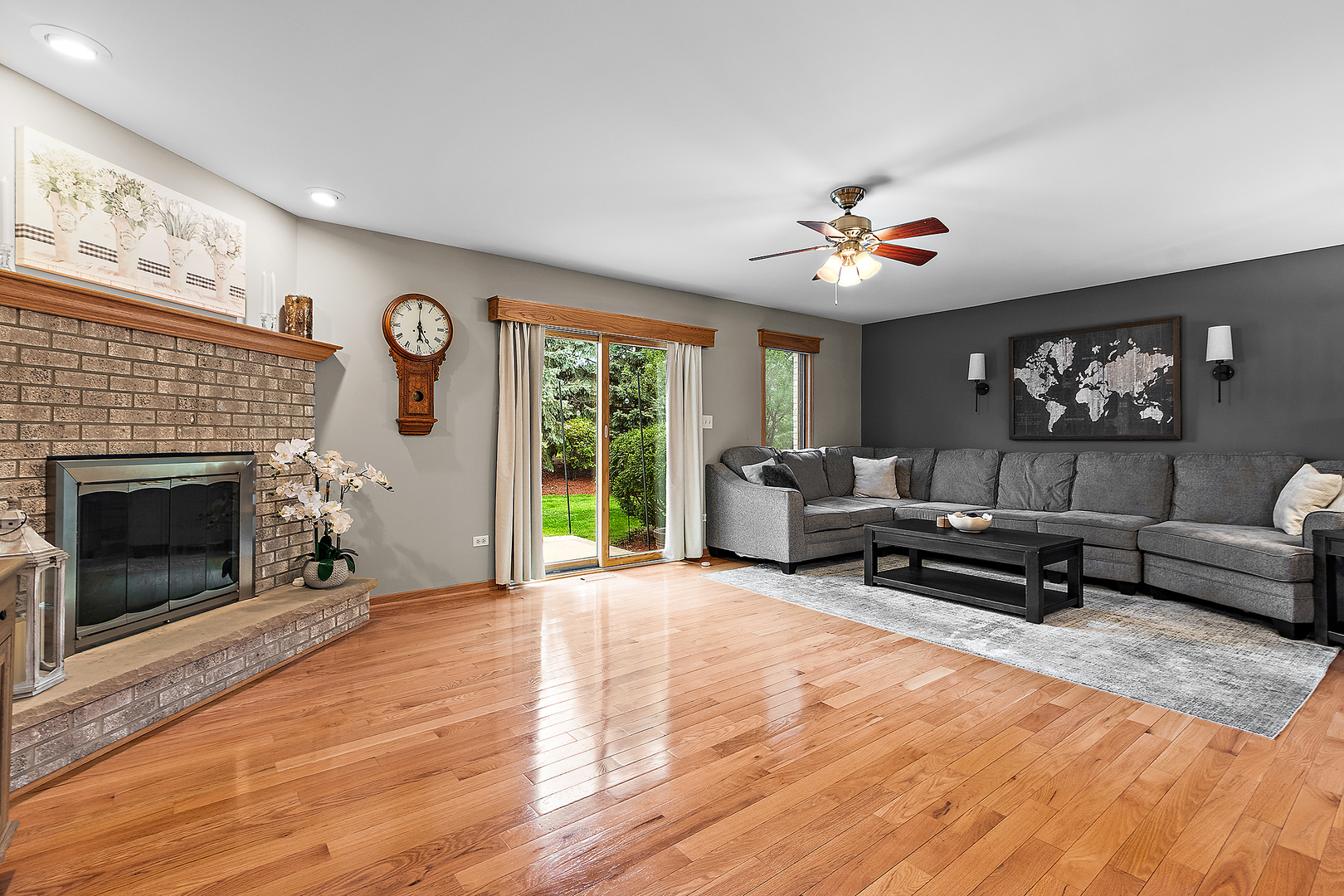 8738 Ballycastle Lane, Tinley Park, IL 60487