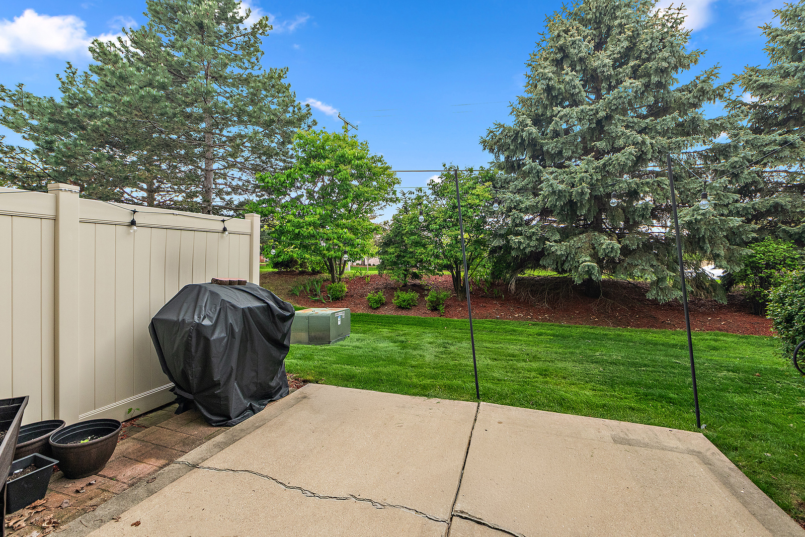 8738 Ballycastle Lane, Tinley Park, IL 60487