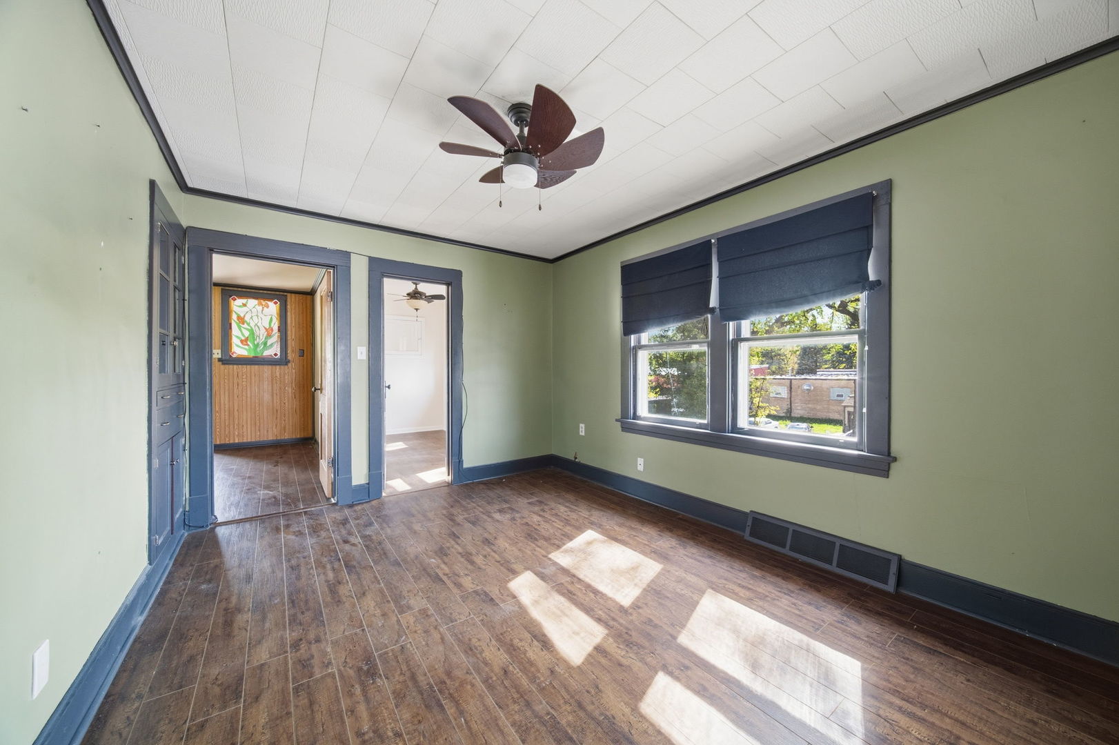 2261 136th Street, Blue Island, IL 60406