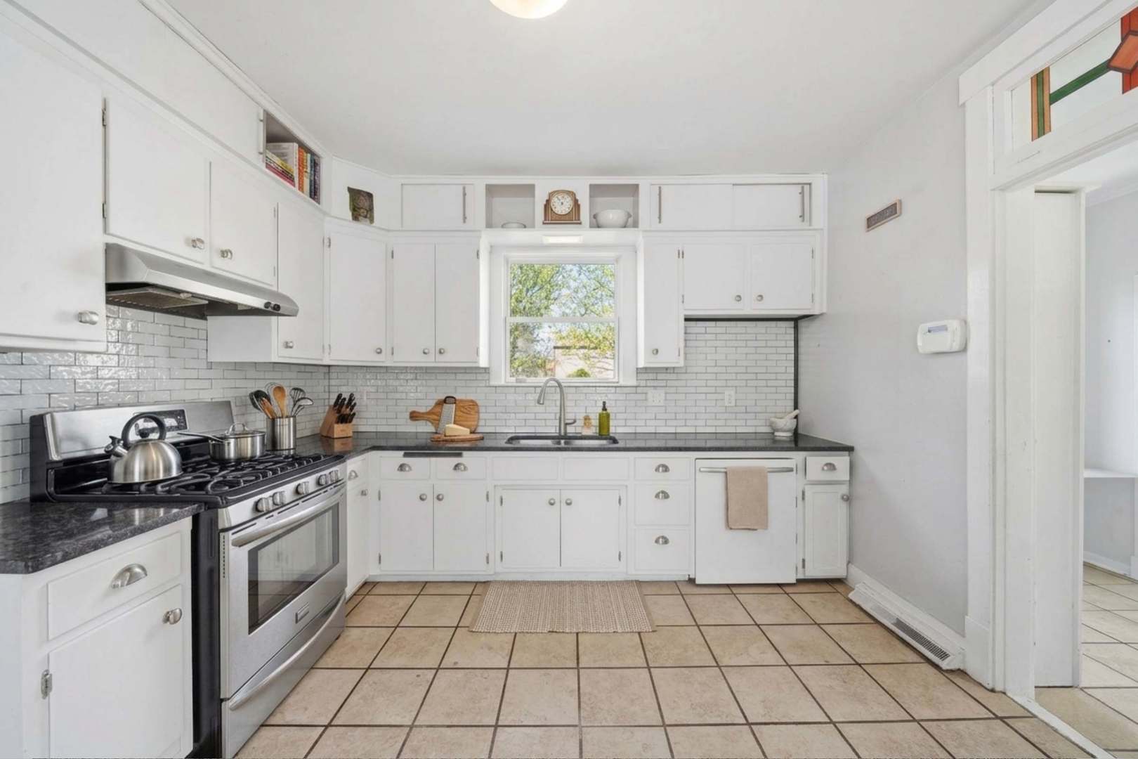 2261 136th Street, Blue Island, IL 60406
