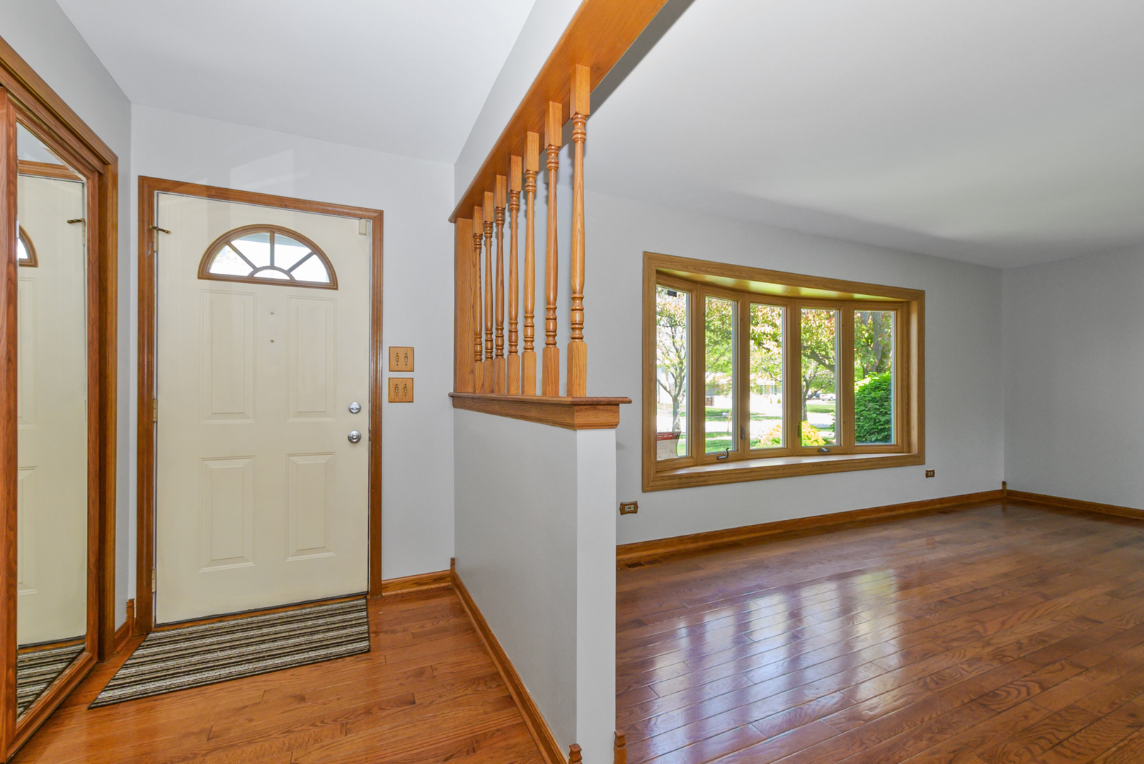 7745 Woodstock Drive, Tinley Park, IL 60477