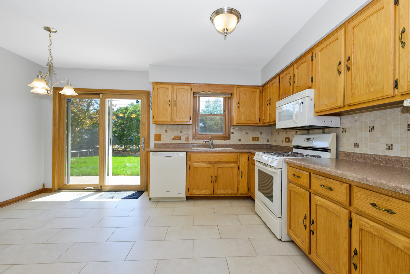 7745 Woodstock Drive, Tinley Park, IL 60477