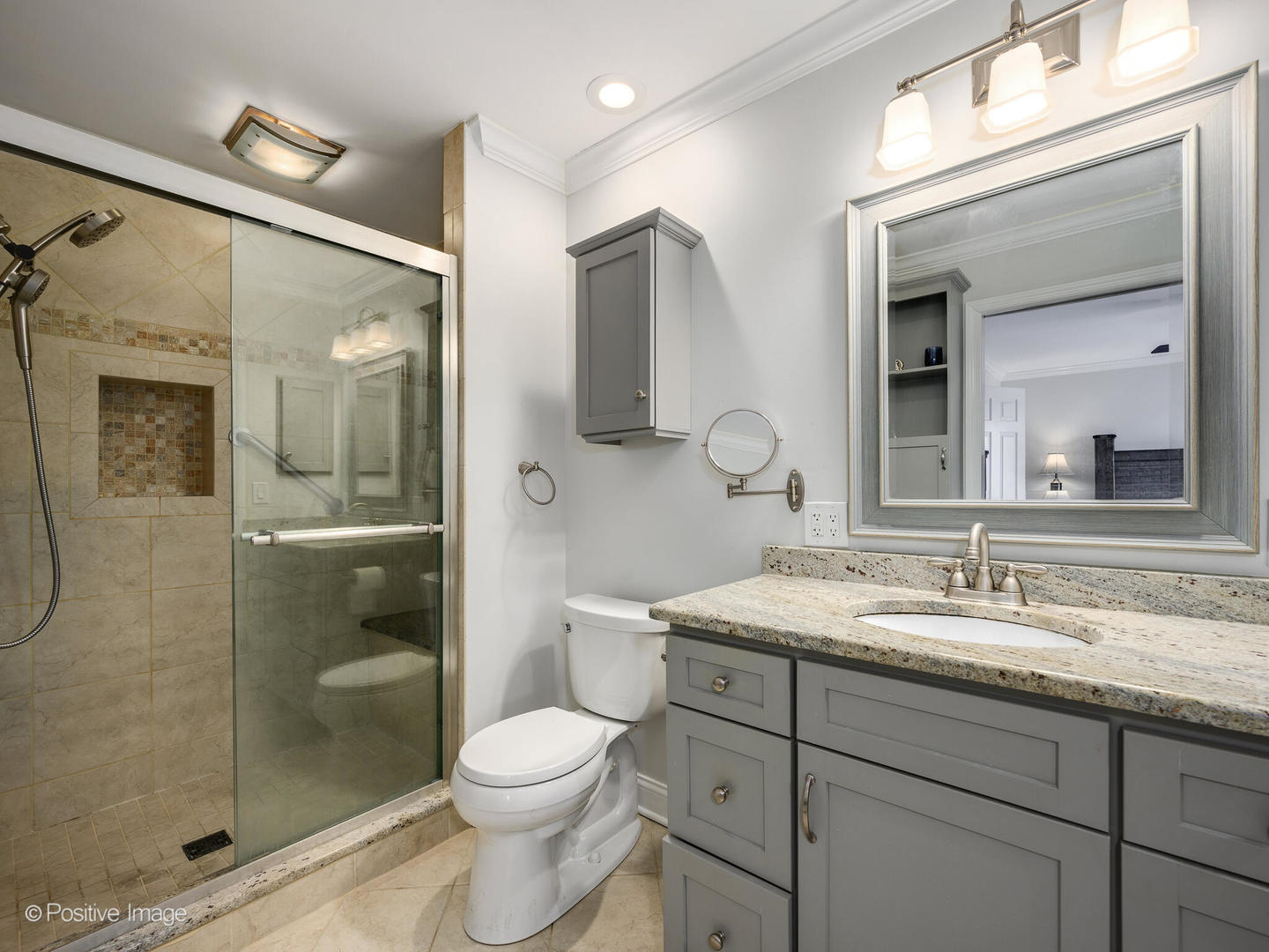 1150 Oakview Drive, Wheaton, IL 60187