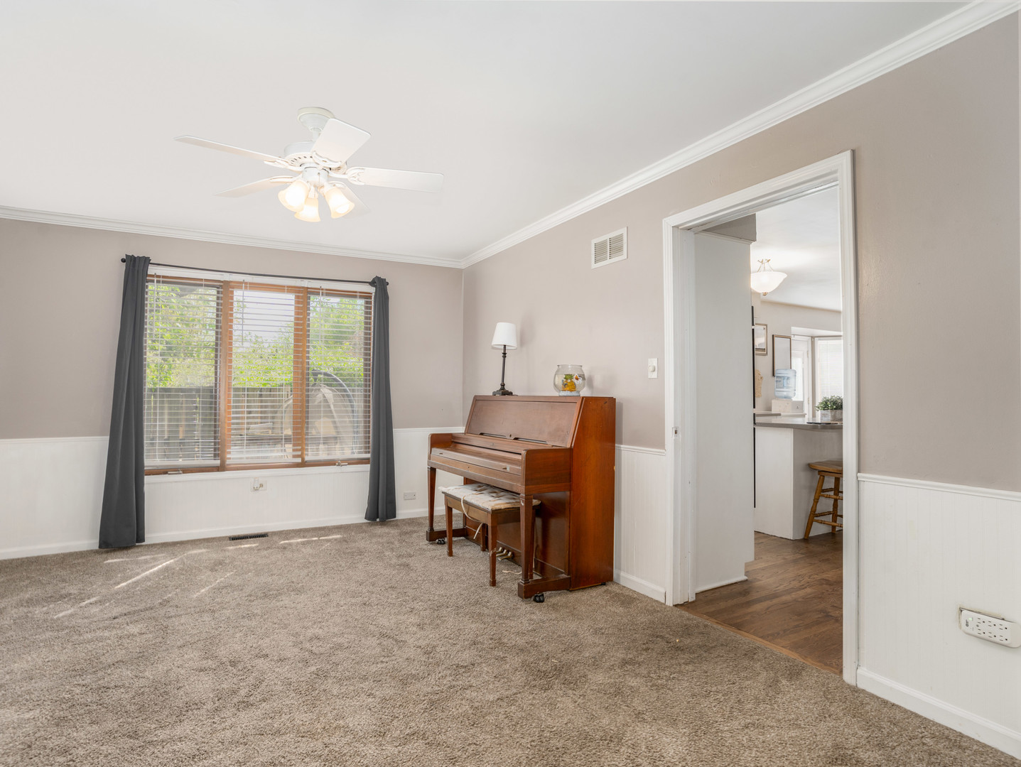 2731 Alyssa Drive, Naperville, IL 60565