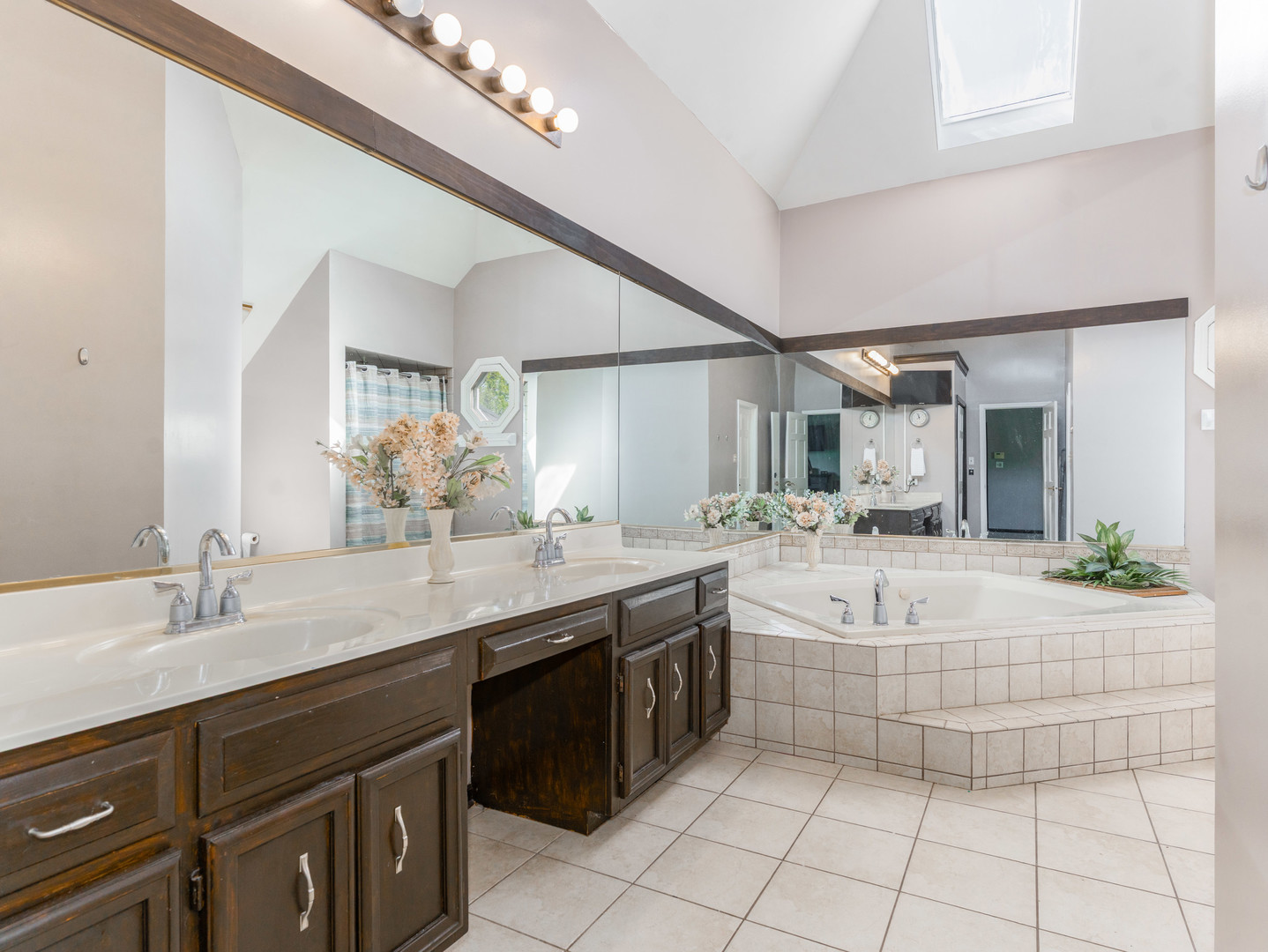 2731 Alyssa Drive, Naperville, IL 60565