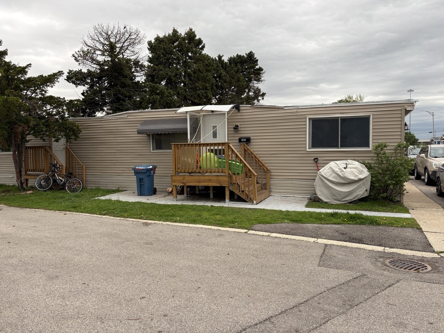 1425 N 43 Avenue, Stone Park, IL 60165