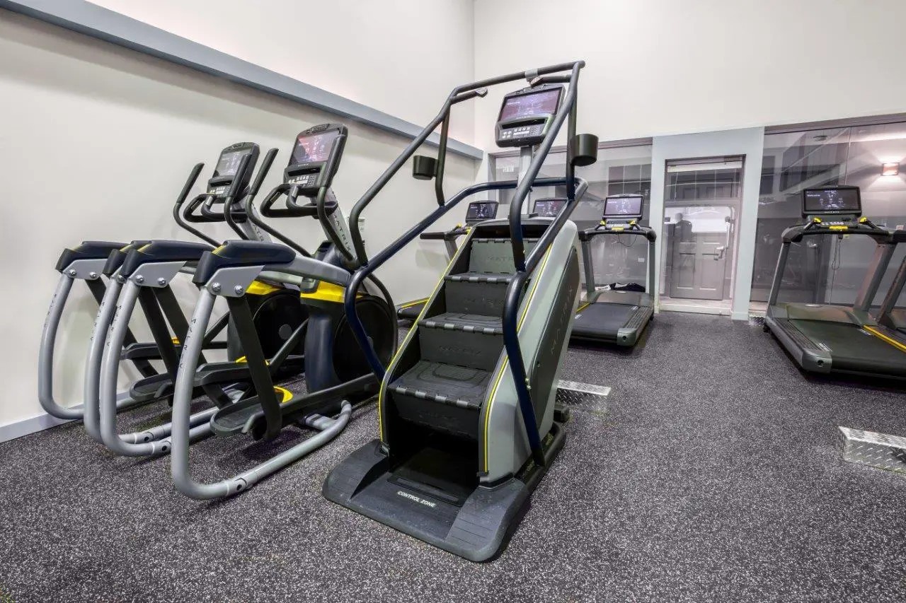 4212 Chesapeake Drive #2A, Aurora, IL 60504