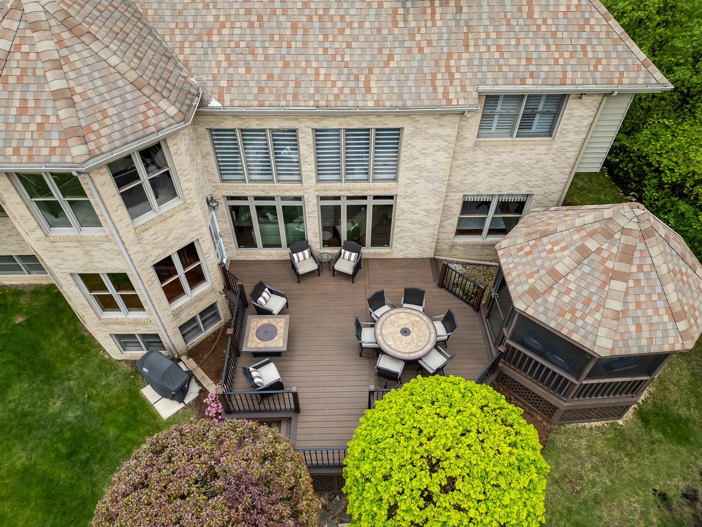 1801 Kelly Court, Darien, IL 60561