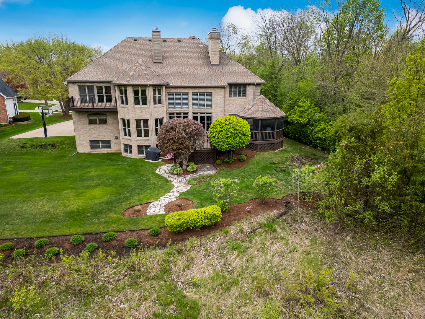 1801 Kelly Court, Darien, IL 60561