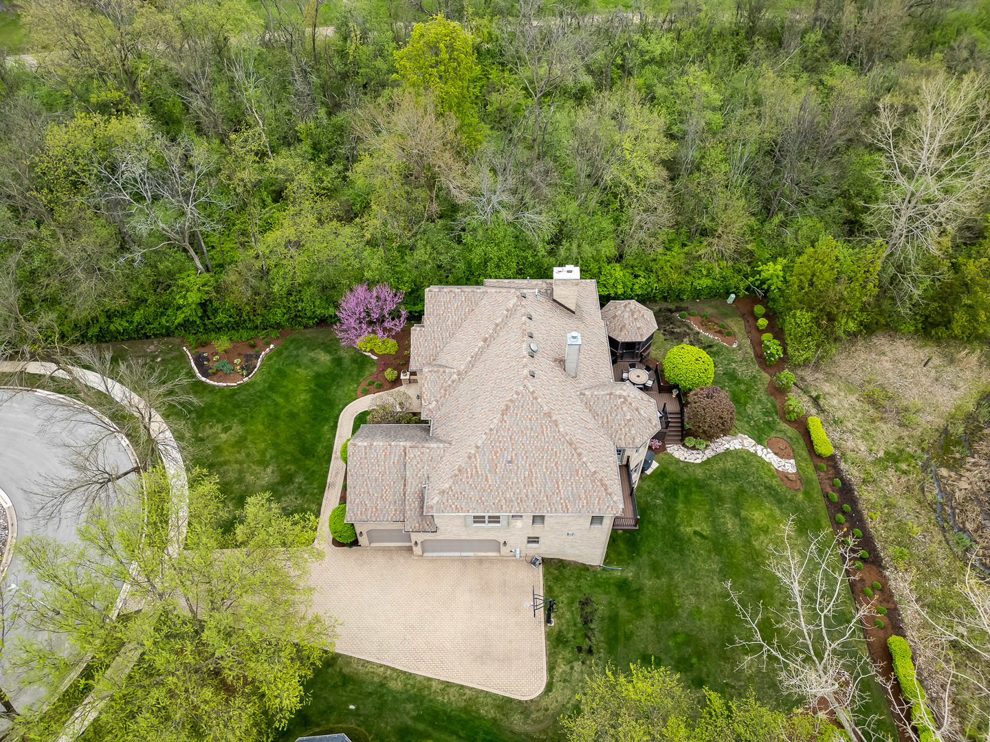 1801 Kelly Court, Darien, IL 60561