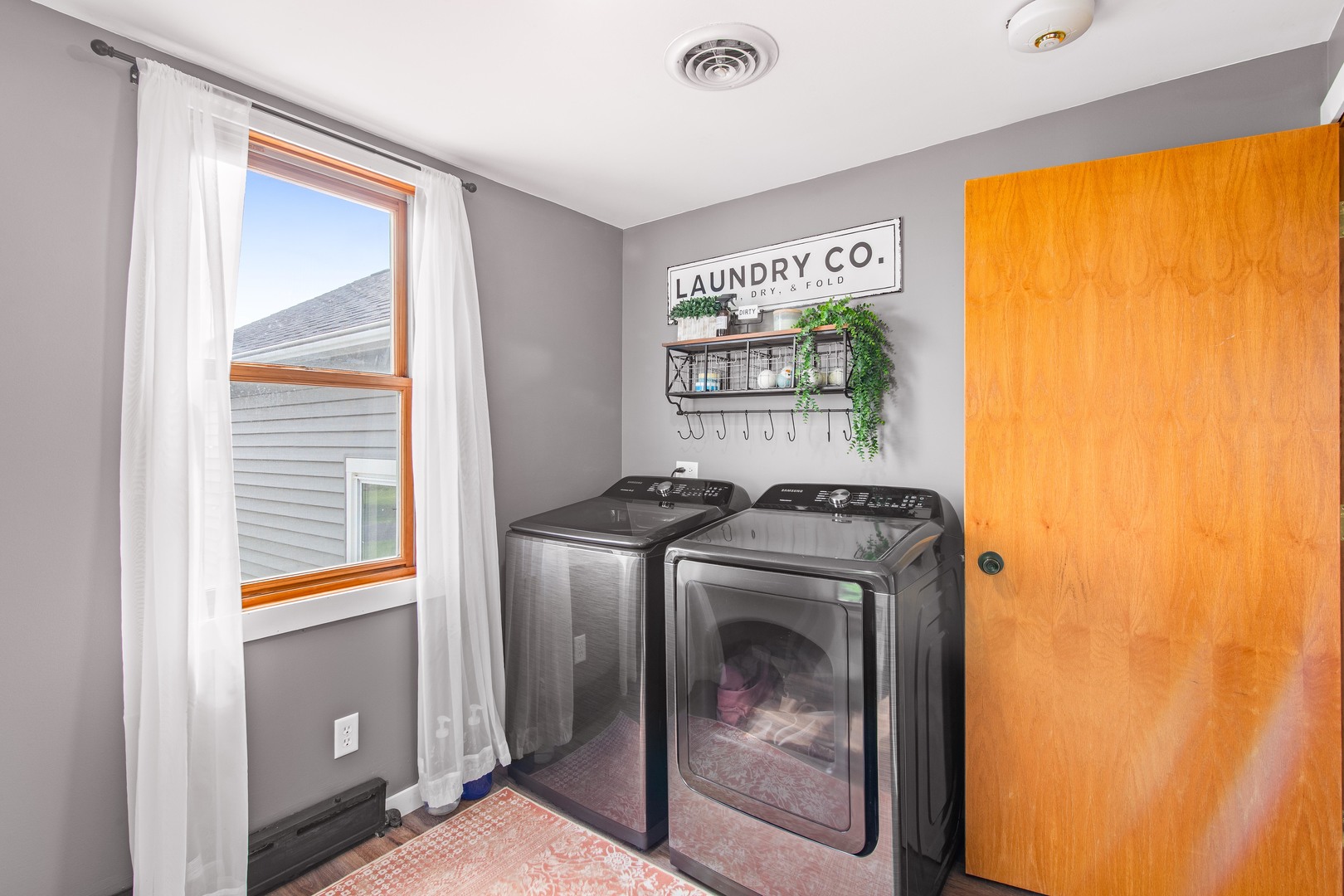 4698 E 17th. Road, Leland, IL 60531