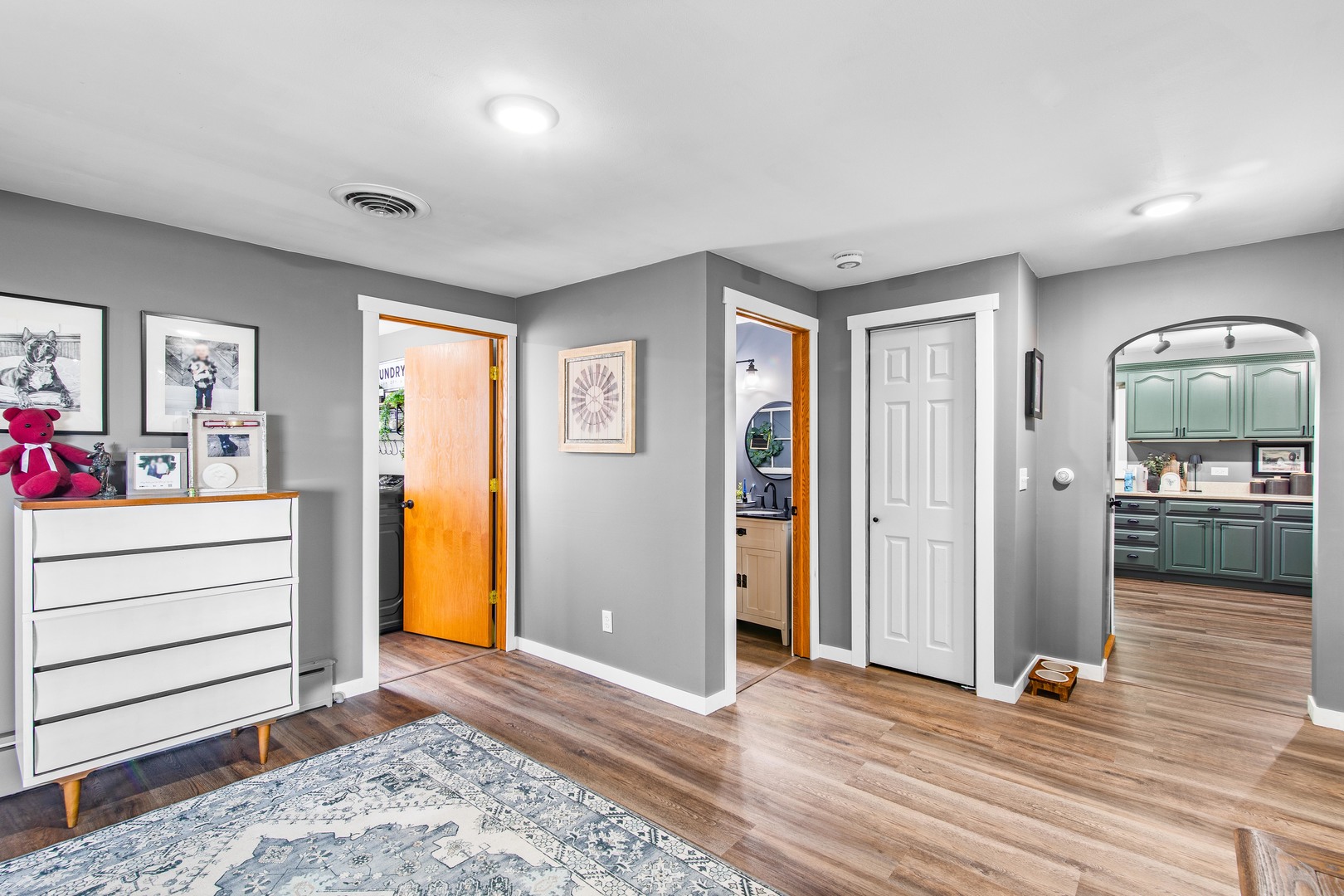 4698 E 17th. Road, Leland, IL 60531