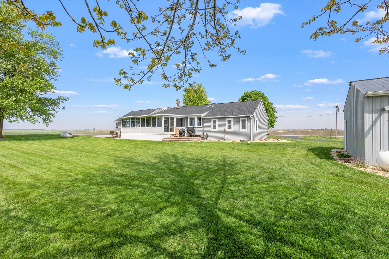 4698 E 17th. Road, Leland, IL 60531