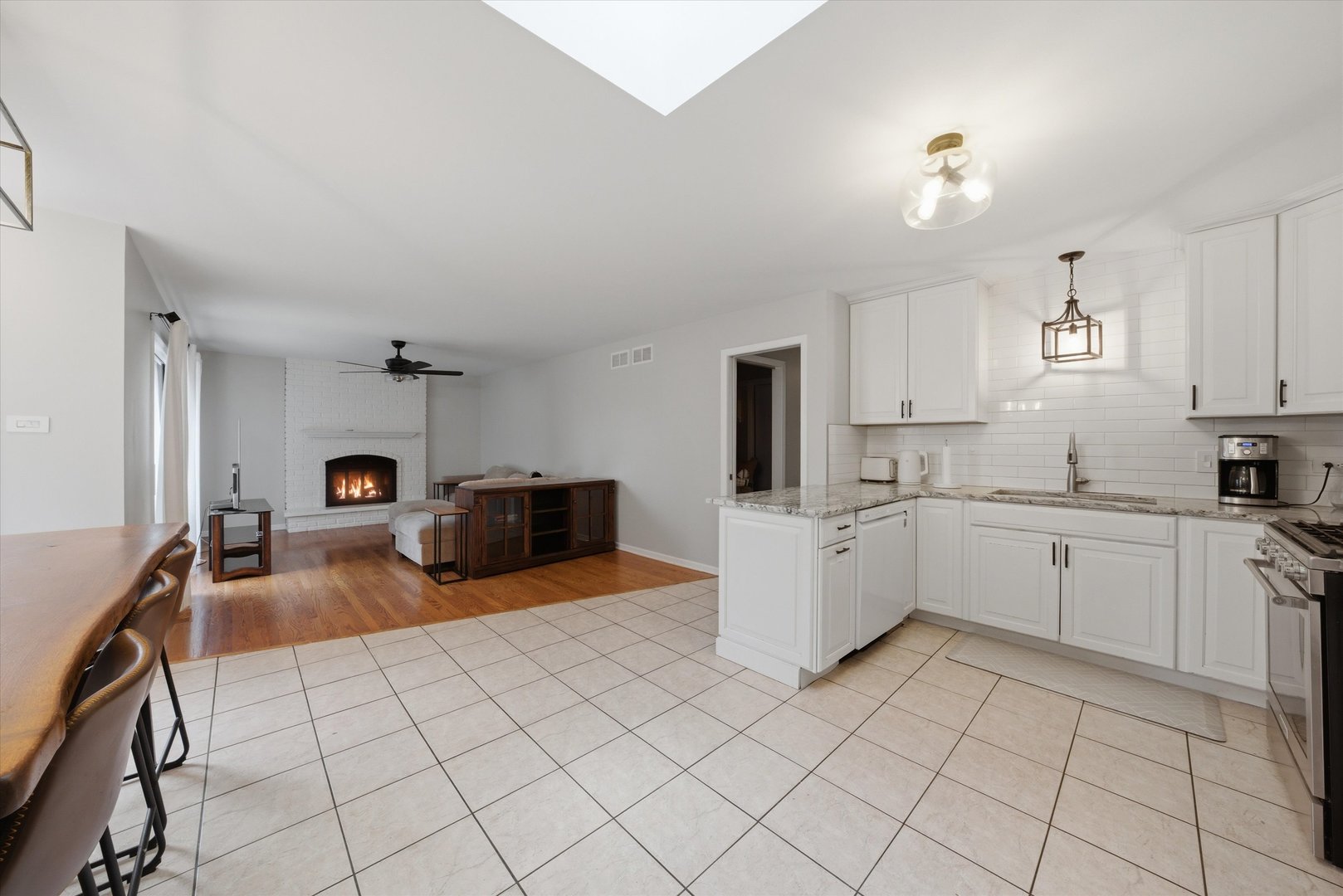 13708 S 88th Avenue, Orland Park, IL 60462