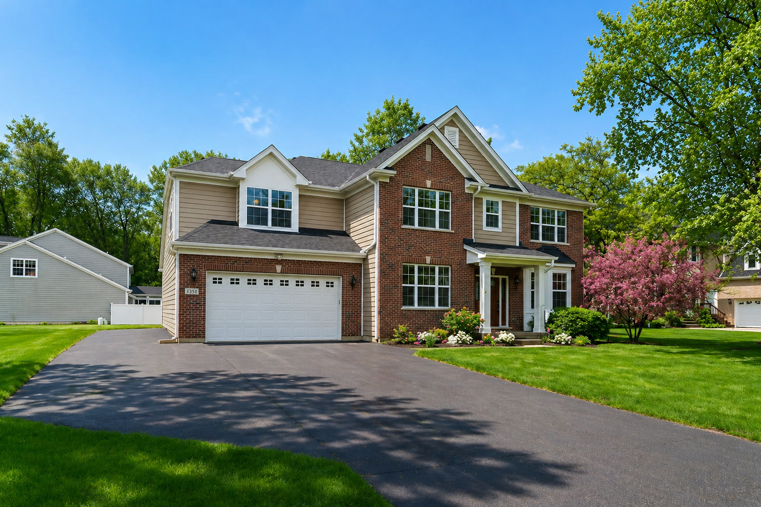 1551 E Olive Street, Palatine, IL 60074