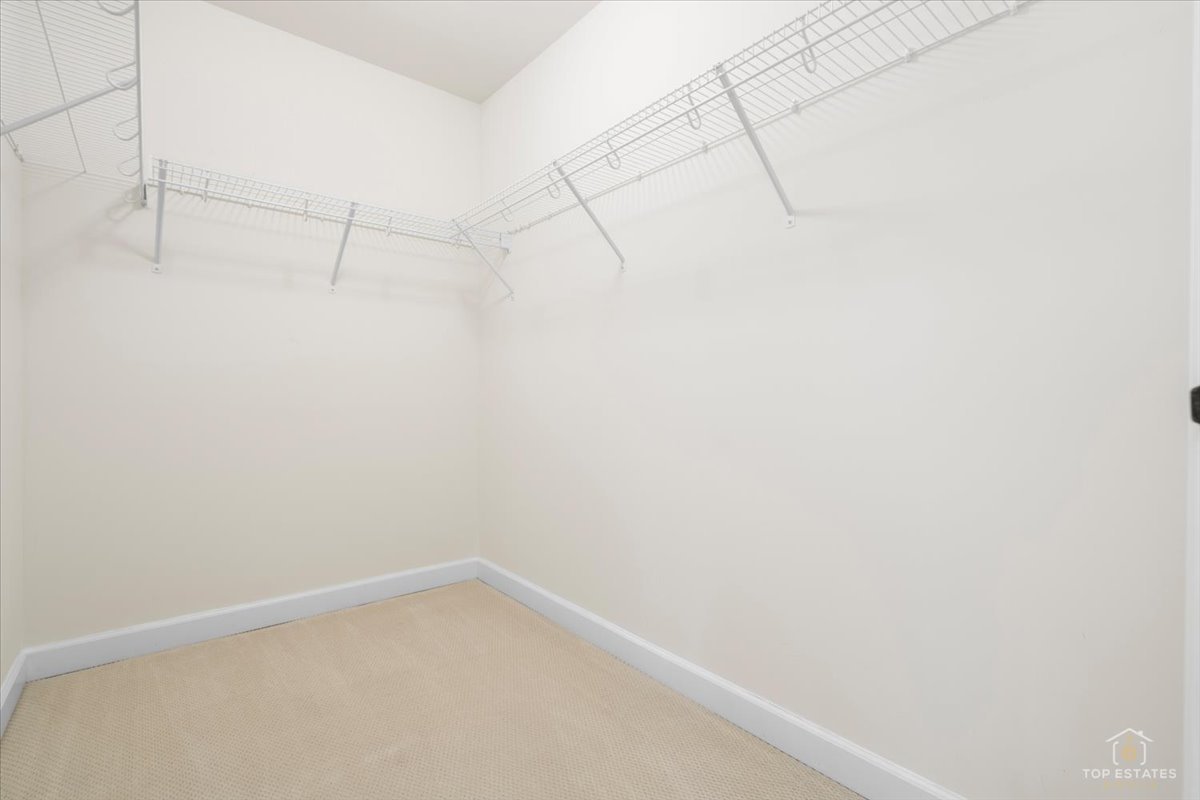 1551 E Olive Street, Palatine, IL 60074