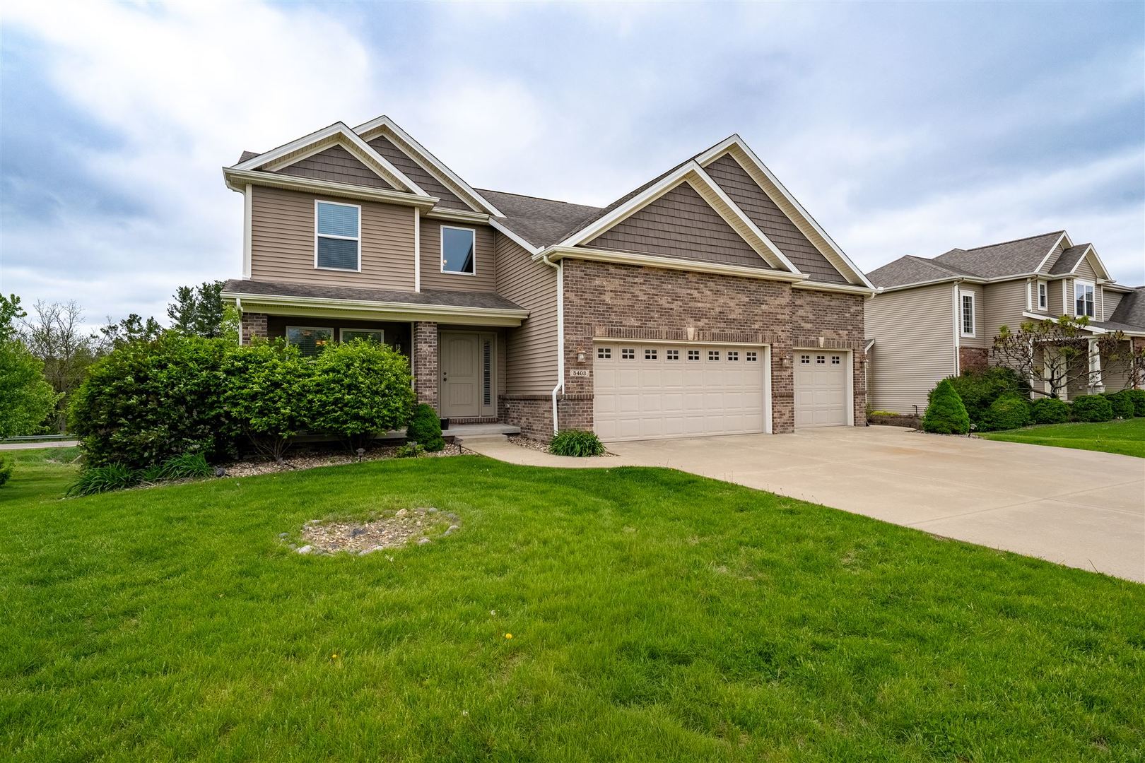 5403 Ferryman Road, Bloomington, IL 61705