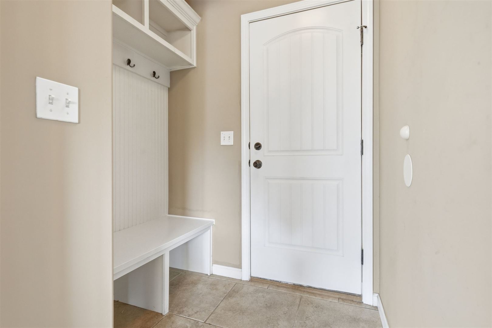 5403 Ferryman Road, Bloomington, IL 61705