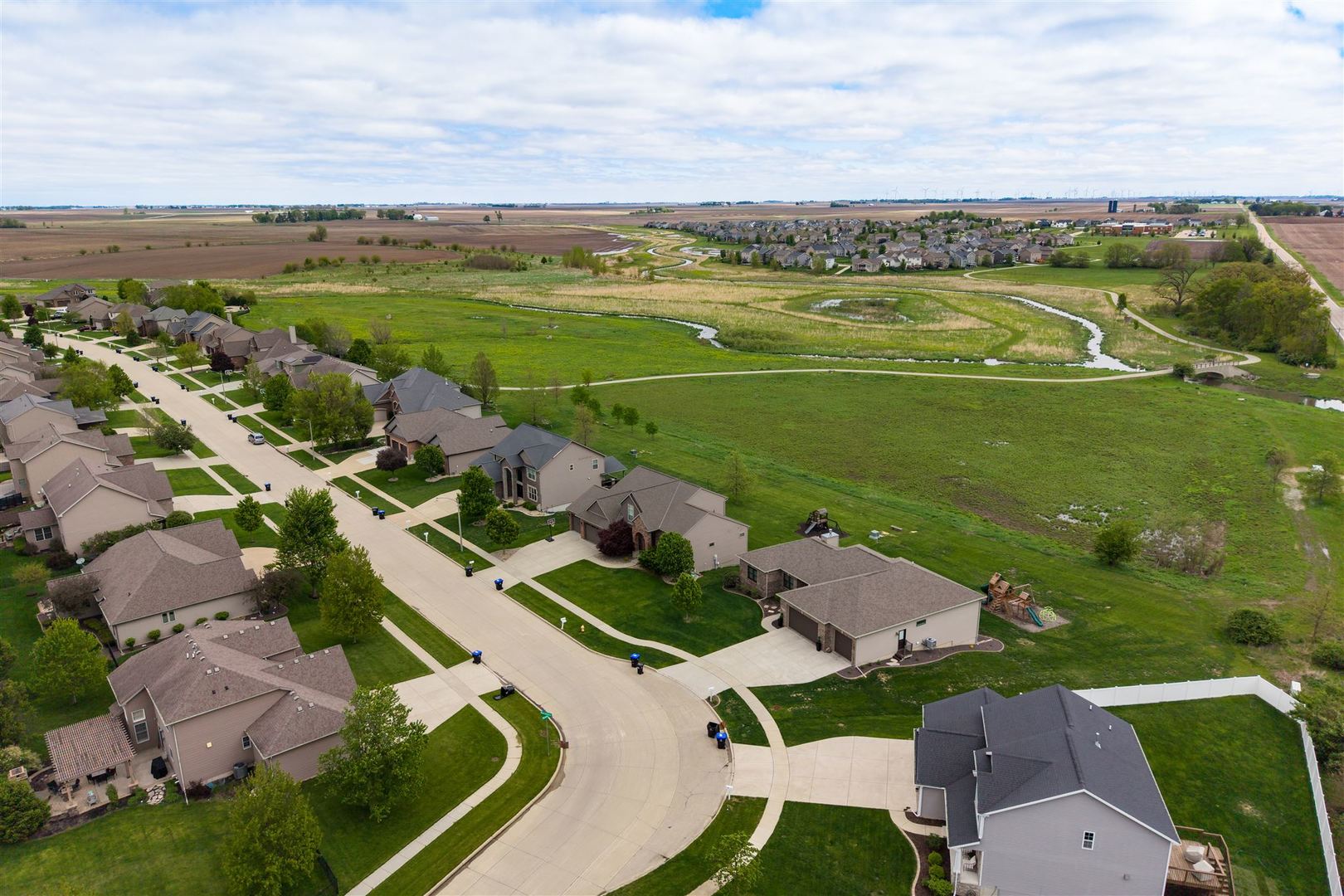 5403 Ferryman Road, Bloomington, IL 61705